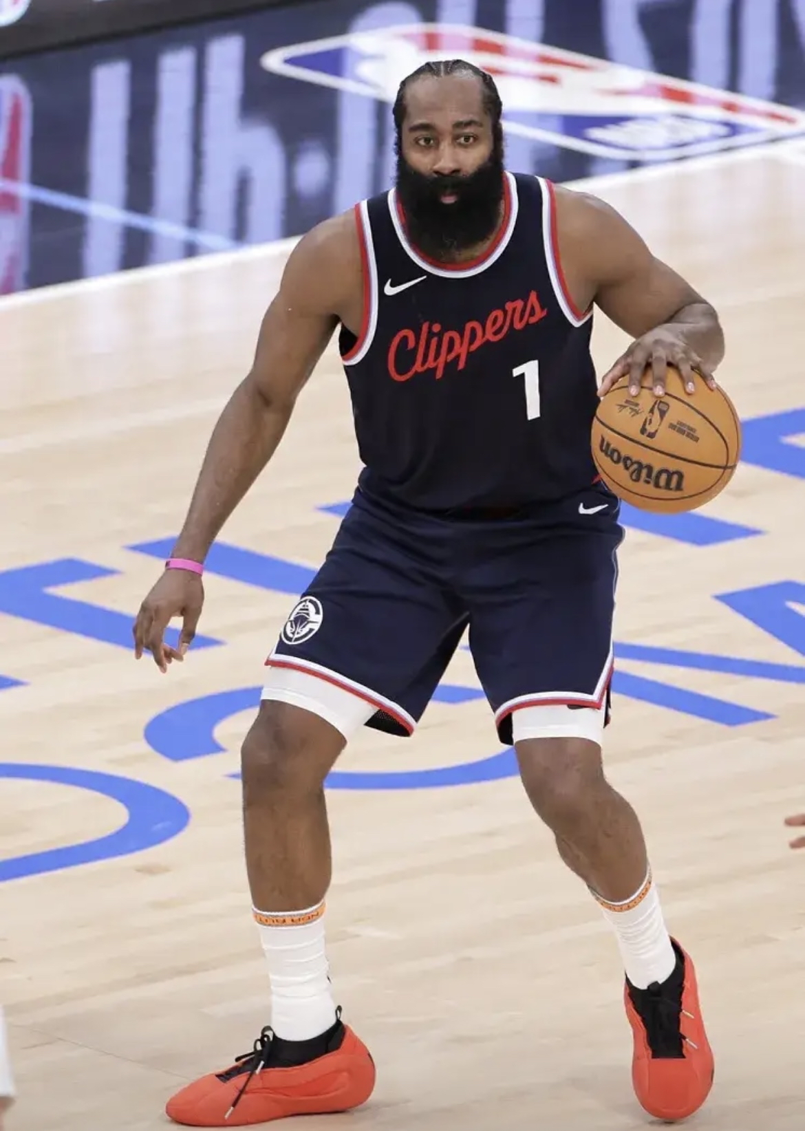 包含步行者横扫独行侠，哈登绝境逆转的词条