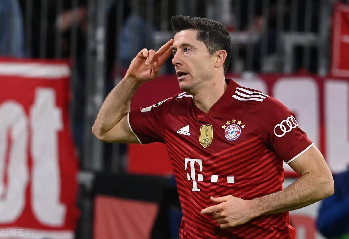 包含巴斯蒂亚遭遇惨败，积分榜排名进一步下滑的词条