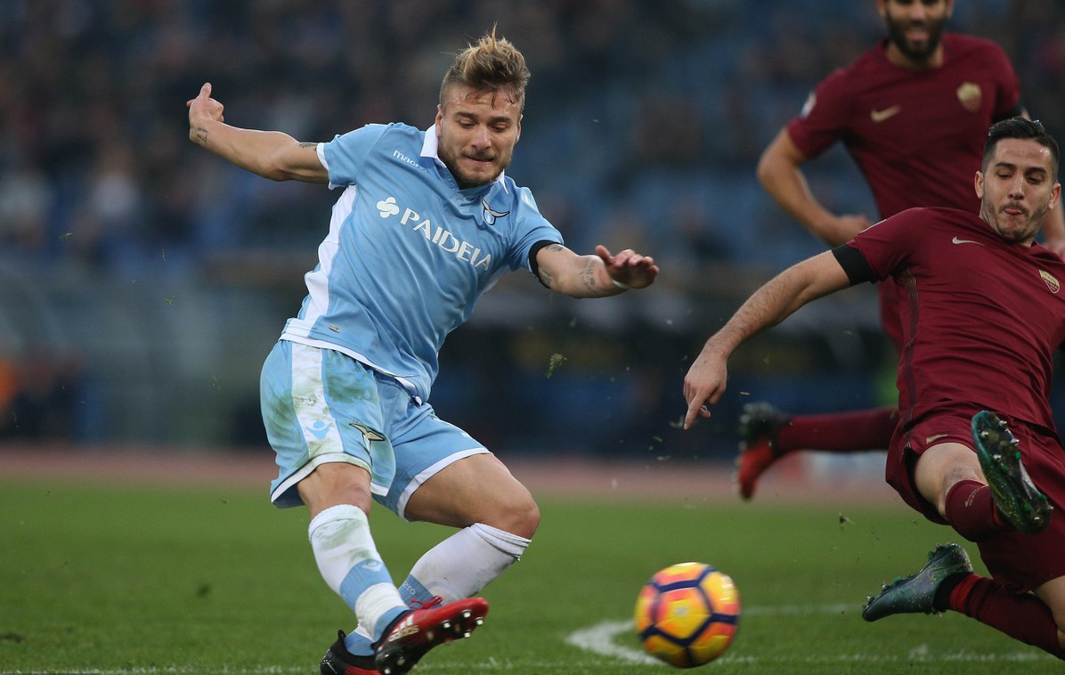 包含桑普多利亚在主场获得胜利，士气大增备战下一场的词条