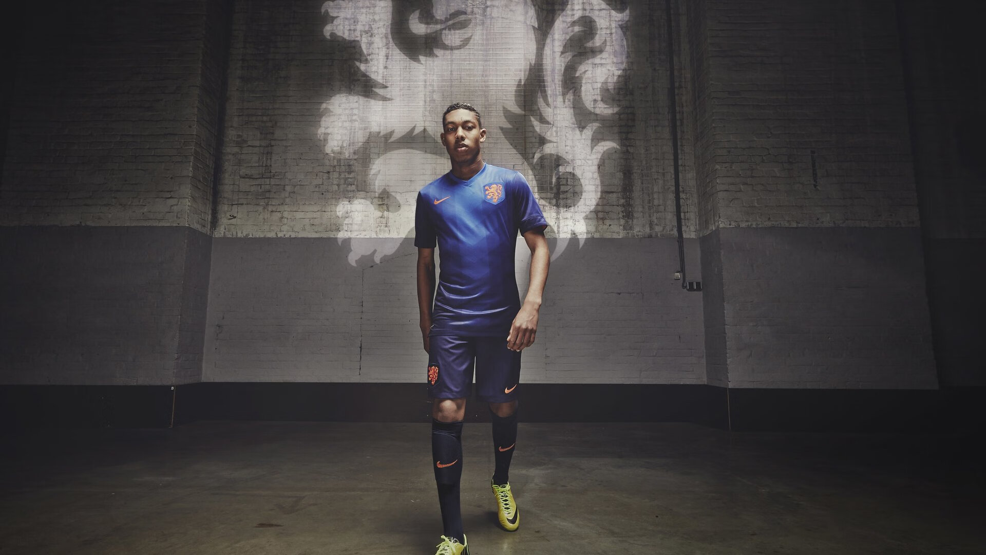 LPL赛事观看-雷霆对阵热火，德罗赞存在感拉满，一场定义性的对决