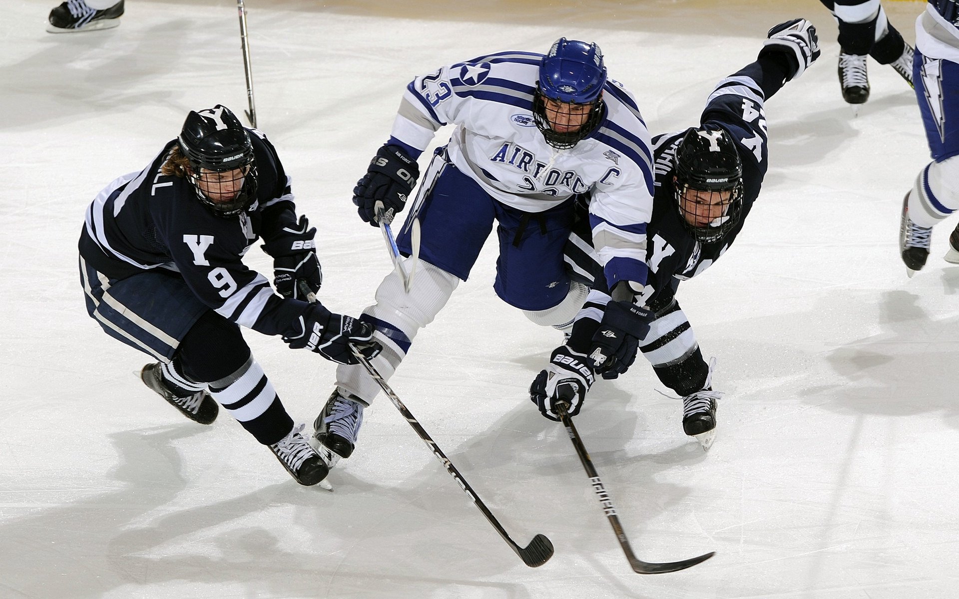 欧冠决赛之夜，哈利伯顿的魔法时刻，连续得分拉开差距的传奇