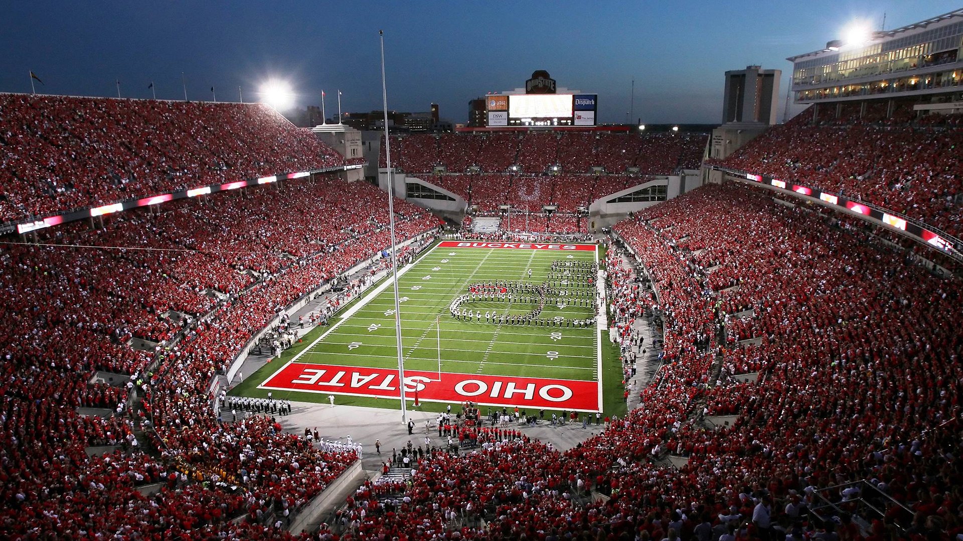 LPL赛事观看-莱万表现堪称教科书，伊拉克带走马里背后的足球启示录